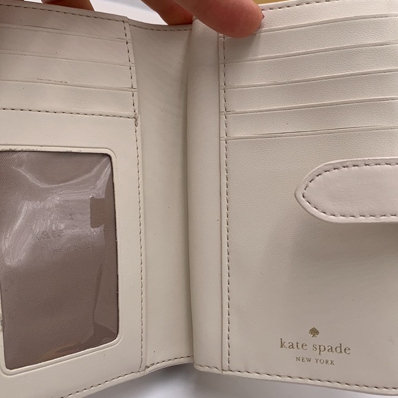KATE SPADE Carey Medium Compact Bifold Wallet Parchment Color - Picture 14 of 15